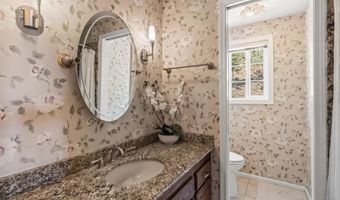 197 Timberlake Dr, Ashland, OR 97520