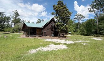 2638 Arpana Cir, Alford, FL 32420