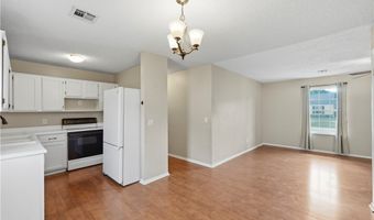2515 SE 4th St, Bentonville, AR 72712