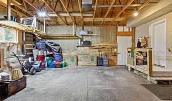 1012 Bartlett Ave, Altoona, WI 54720