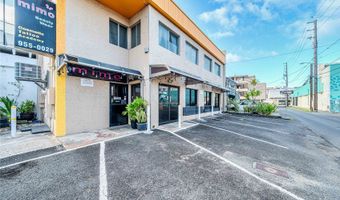 2203 Young St, Honolulu, HI 96826