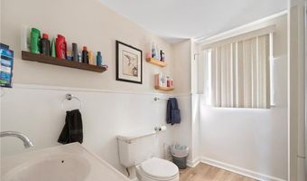 15 Thomas St, North Providence, RI 02911