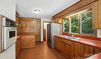 713 Alexis Lucia Rd, Alexis, NC 28006