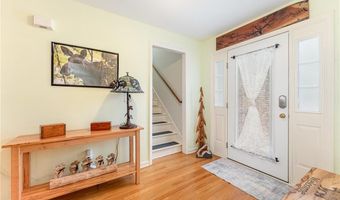 2472 Woods Stream Ln, Asheboro, NC 27205