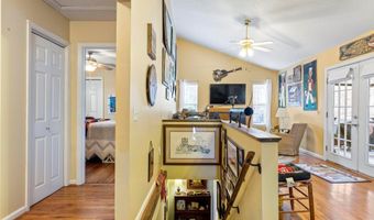 197 Maple Ridge Rd, Alexander City, AL 35010