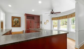 79 Middlesex Ave, Chester, CT 06412