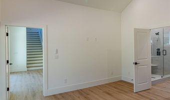 2 Scotch Broom Pl, Bella Vista, AR 72715