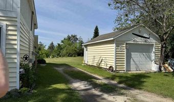 6172 River St, Alanson, MI 49706