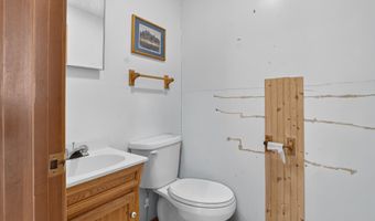 362 Lamb Farm Rd, Baileyville, ME 04694