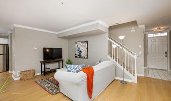 3039 Barclay Way, Ann Arbor, MI 48105