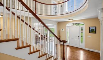 22 Elizabeth Way, Bedford, NH 03110