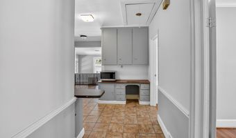 512 Carrison St, Camden, SC 29020