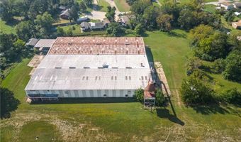 909 C St, Barling, AR 72923