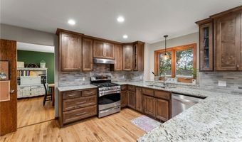 311 Coolidge St, Anoka, MN 55303