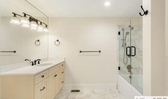 16 S Sassafras Ct, Highlands, NC 28741