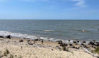 540 Seashore Dr, Atlantic, NC 28511