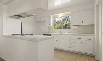 1543 Mobil Ave, Camarillo, CA 93010