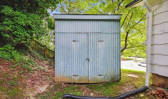 13419 BARTLETT St, Rockville, MD 20853