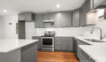 4300 Dowling Dr, Charlotte, NC 28205
