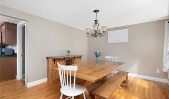 219 Fenner Hill Rd, Hopkinton, RI 02832