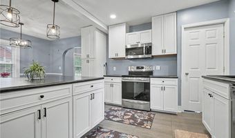 865 Hartshorn St, Alliance, OH 44601