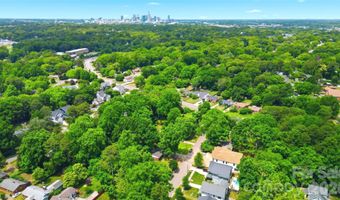 2621 Springway Dr, Charlotte, NC 28205