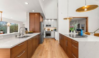 3936 Holden Dr, Ann Arbor, MI 48103