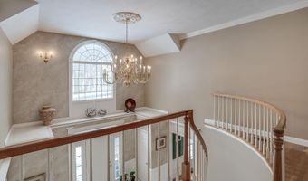 5 Pembroke Way, Bedford, NH 03110