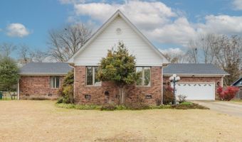 521 W Cross St, Benton, AR 72015