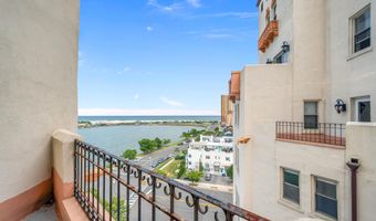 400 Deal Lake Dr 7J, Asbury Park, NJ 07712
