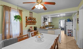 34 Aldrich Ave, Cranston, RI 02920