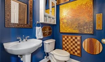 2105 Adams Overlook, Atlanta, GA 30318