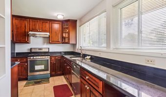 6049 AVON Dr, Bethesda, MD 20814