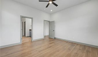 1081 Mammoth St, Bentonville, AR 72713