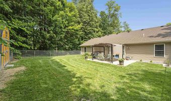 1403 Old Briar Trl, Auburn, IN 46706
