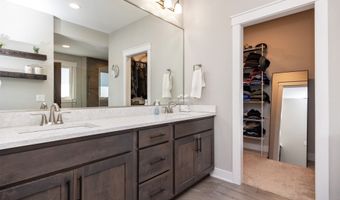 3107 NE 17th St, Ankeny, IA 50021