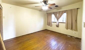 513 Holly St, Angleton, TX 77515