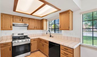 11671 Maple St, Apple Valley, CA 92308