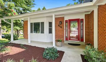 1701 GLASTONBERRY Rd, Potomac, MD 20854