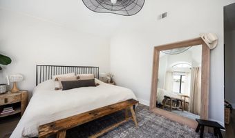 2711 Cypress Hill Rd, Carlsbad, CA 92008