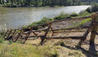 1205 Petty Creek Rd, Alberton, MT 59820
