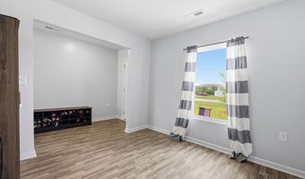 881 Ashbury Ln, Ayden, NC 28513