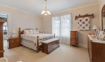 215 W Main St, Bloomfield, IN 47424