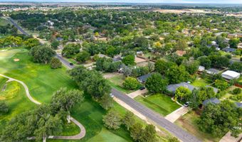 4210 Gem Lake Rd, Amarillo, TX 79106
