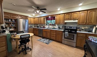 122 Riverview Dr, Anderson, MO 64831