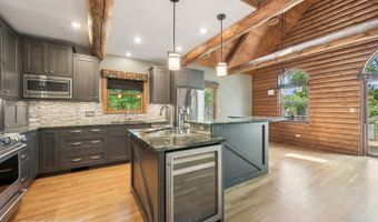 723 N River Rd, Algonquin, IL 60102