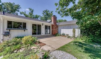 713 Barham Down Dr, Ballwin, MO 63011