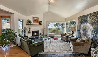 290 Skycrest Dr, Ashland, OR 97520