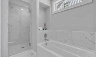 45 Shore Acres Ave, North Middletown, NJ 07748