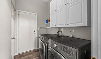 2317 Barrett Dr, Algonquin, IL 60102